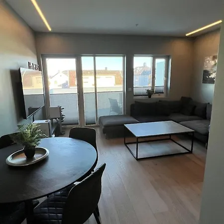 Pristine With Private Sauna And Balcony * Кристиансанд