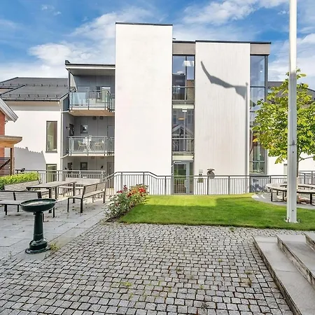 Апартаменты Pristine With Private Sauna And Balcony
